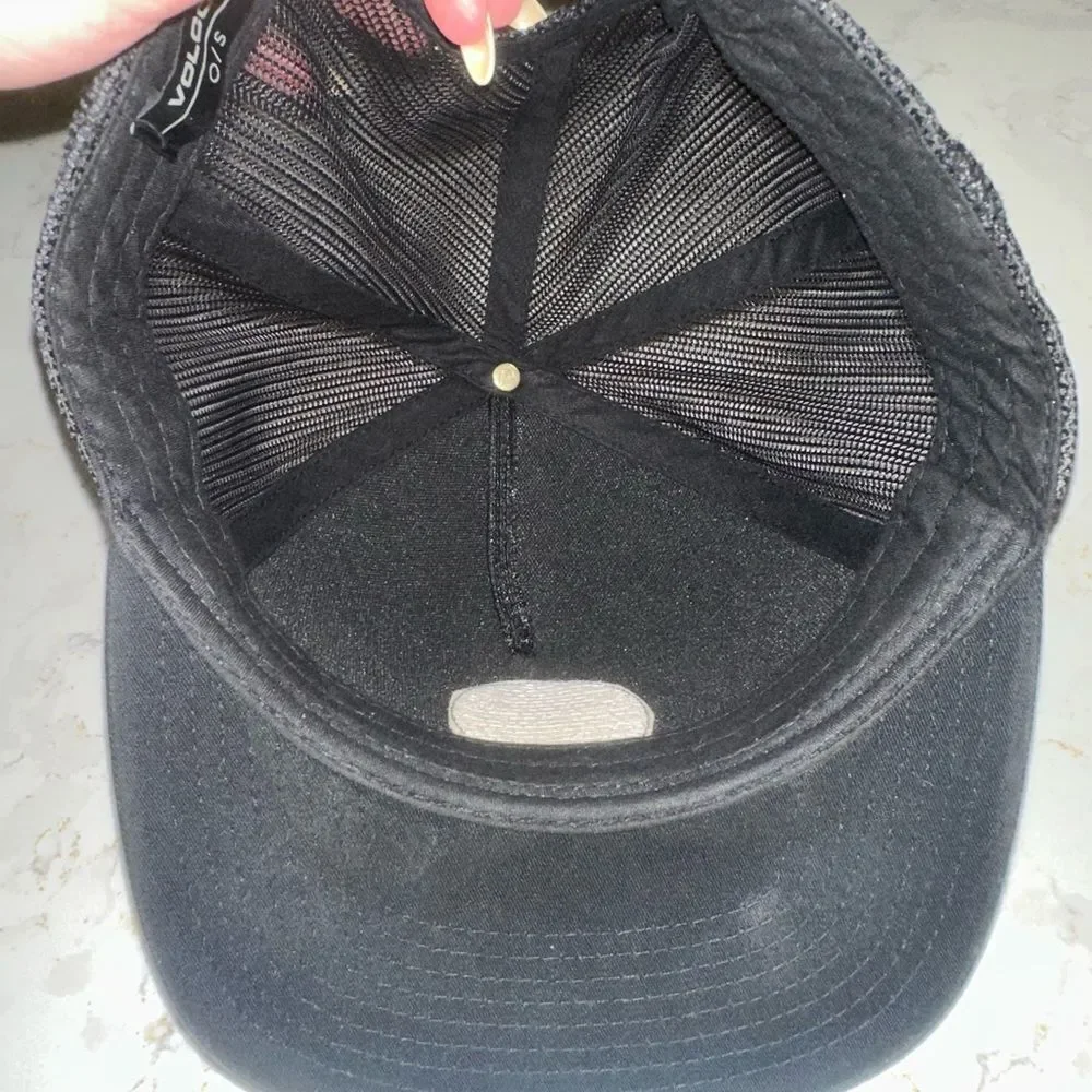 Volcom Men’s SnapBack - Picture 4 of 4
